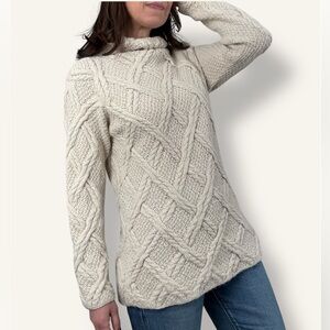 Spirit of the Andes 100% Alpaca Hand Knit Sweater Made in Peru